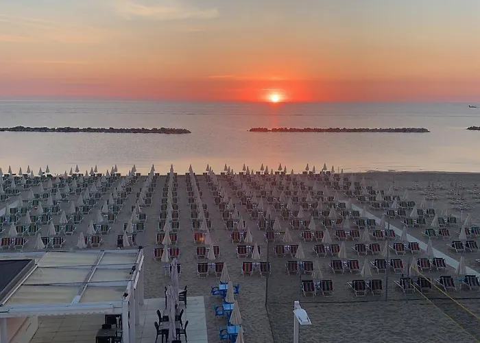 Hotel sul MareFlying