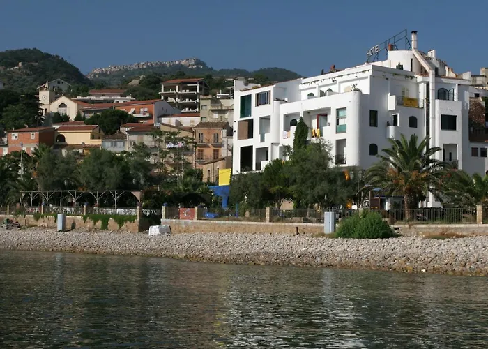 Museo Albergo D'Arte Contemporanea Atelier Sul Mare Castel di Tusa