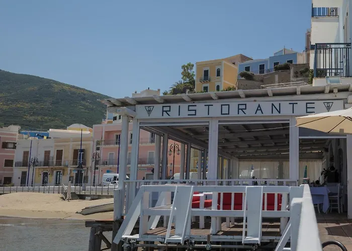 Hotel sul MareGennarino A Mare
