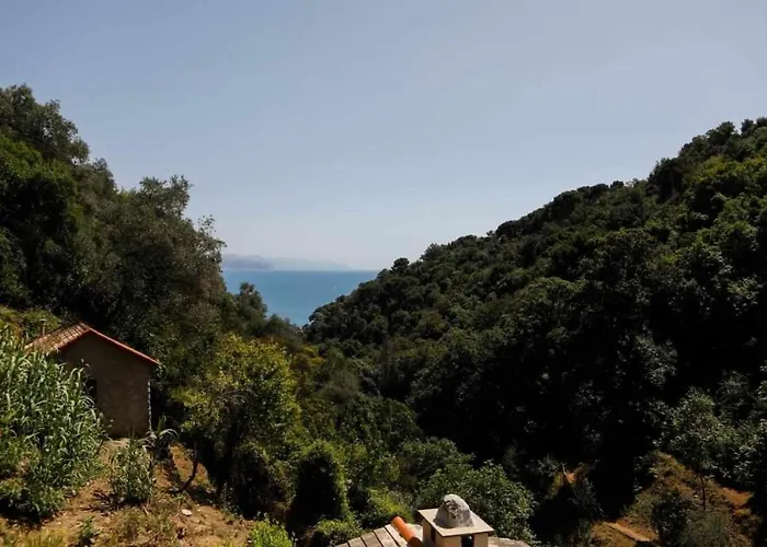 Affittacamere L'Eremo-Rifugio escursionistico10 min steep walk! Portofino