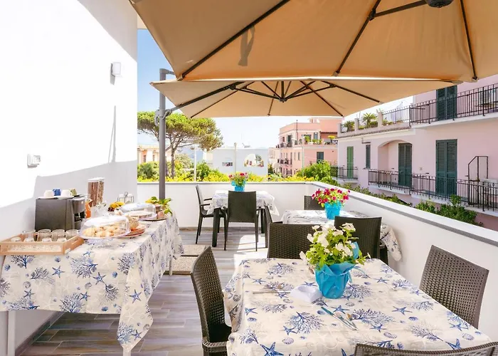 Hotel Lo Scuncino Procida