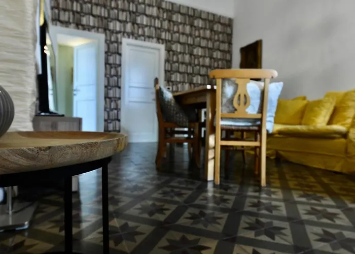 Hotel Villa Maria & Apartment Varazze