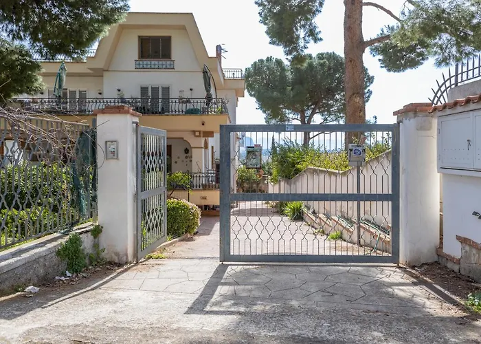 Casa in Villa a Mondello-700m dal mare Palermo