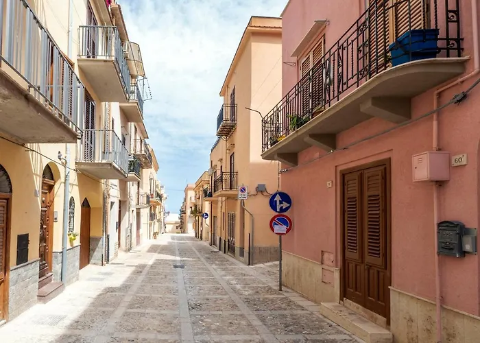 Hotel Domus Federiciana Castellammare del Golfo