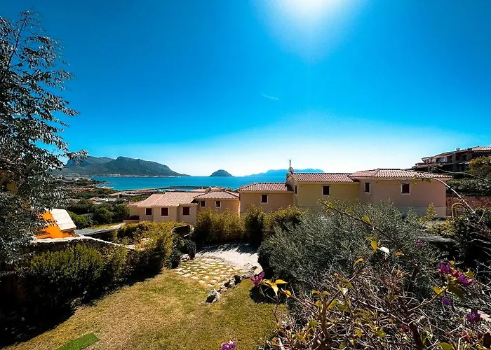 Sardinian Luxury Hospitality - Villa Fuli Rooms And More Golfo Aranci