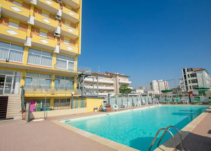 Apollonia Sea View & Beach Pool Lido Di Savio