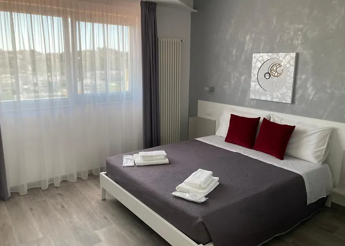 Aleva Rooms Vieste