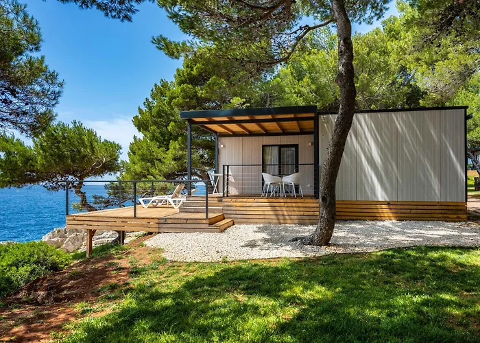 Arena Stoja Camping Homes Pola