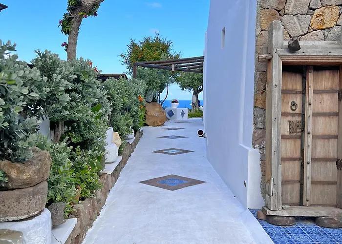 Hotel Dependance La Caletta Panarea