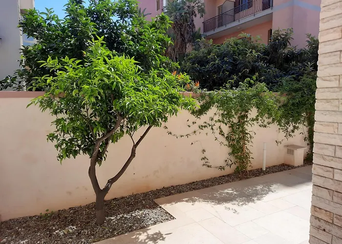 Hotel MARE FUORI - stanze con piscina Monopoli
