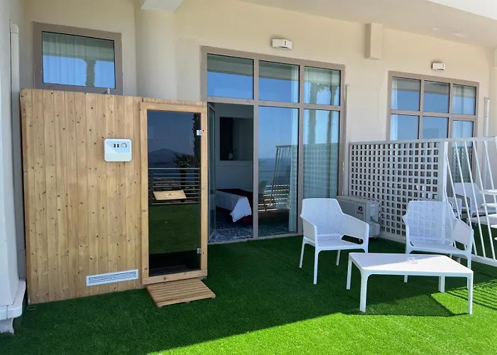 Hotel sul MareGli Dei