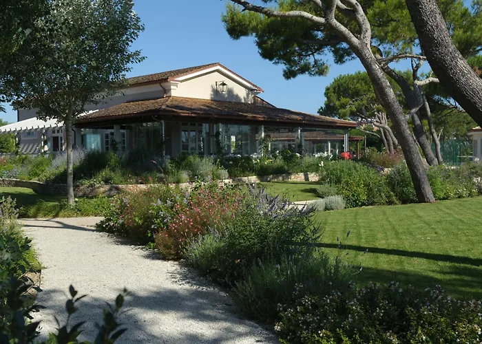 Hotel sul MareConero Azzurro