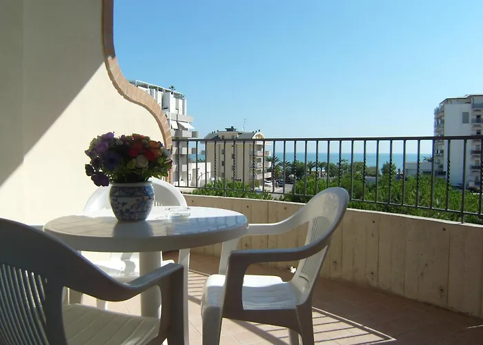 Residence Torre Del Mar Alba Adriatica