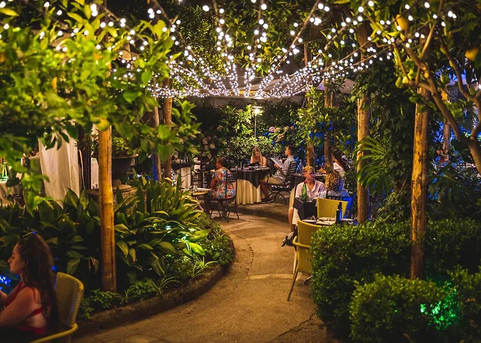 Cafè Latino Suites Sorrento