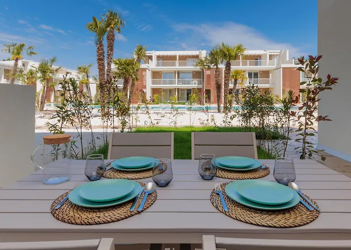 Wave Island! Luxury resort a Jesolo - Piscina e Park free!