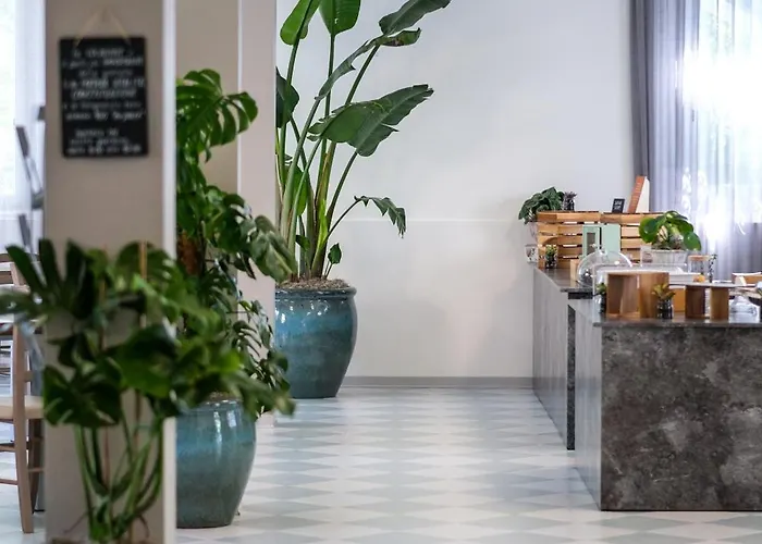 HOTEL VIENNA Casa di viaggiatori per viaggiatori Cervia