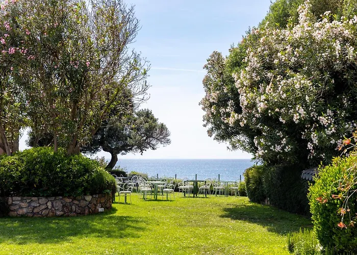 Hotel sul MareCapo D'Uomo