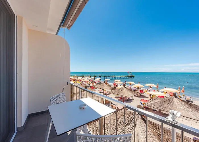 Aragosta Hotel Durrës
