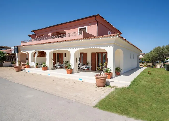 Ambra Holiday Rooms - Rooms & Beach San Teodoro 