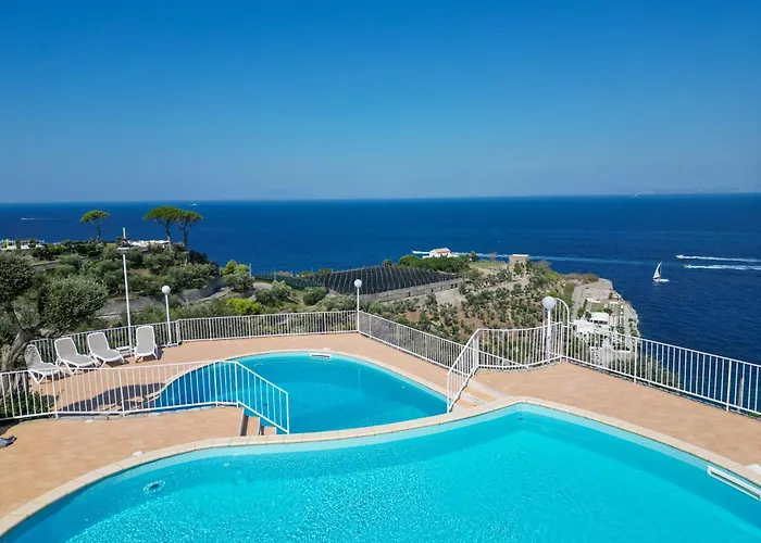 Hotel Villa Lubrense Sorrento Massa Lubrense