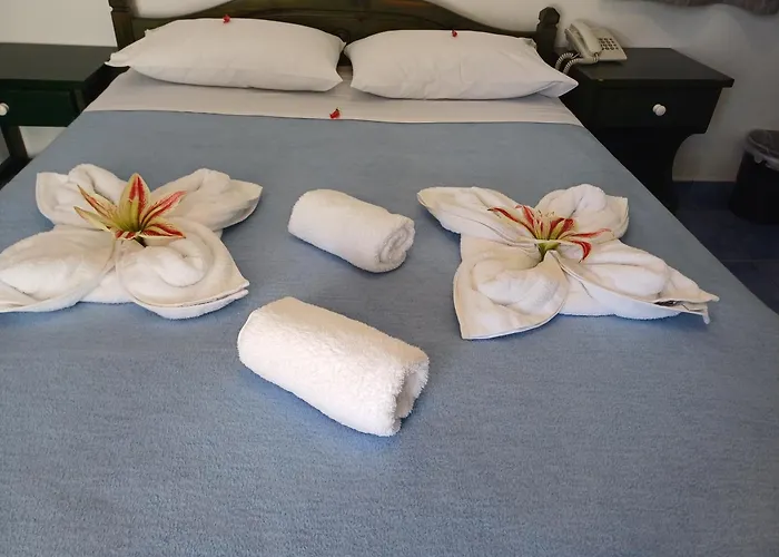 Siroco'S Rooms And Studios Paro