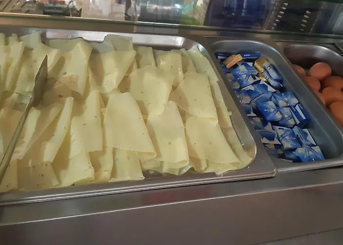 Hotel Elisabetta 2 stelle Cattolica