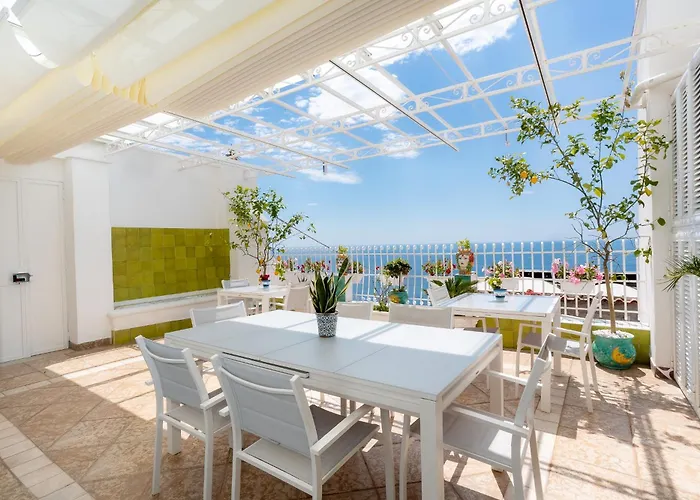 Hotel sul MareCasa Nilde