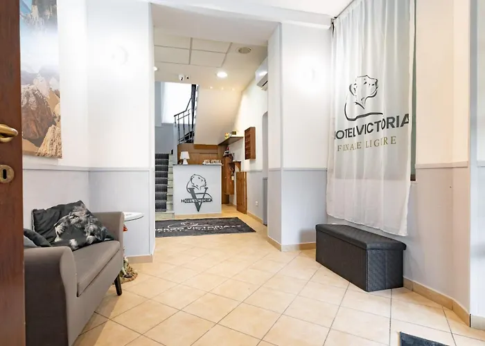 Hotel Victoria-Bike Friendly vicino Finalborgo e mare Finale Ligure