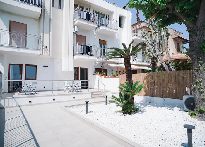 Regina Elena Luxury Apartments Mondello