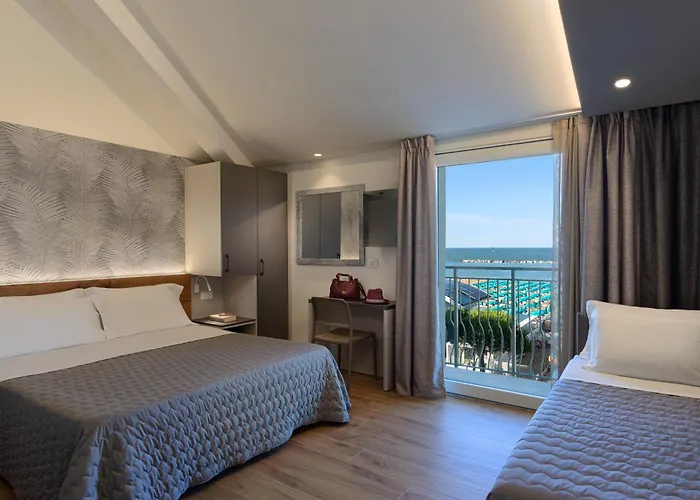 Hotel De La Ville Cesenatico