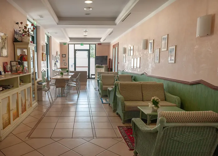 Hotel Mondial Porto Recanati