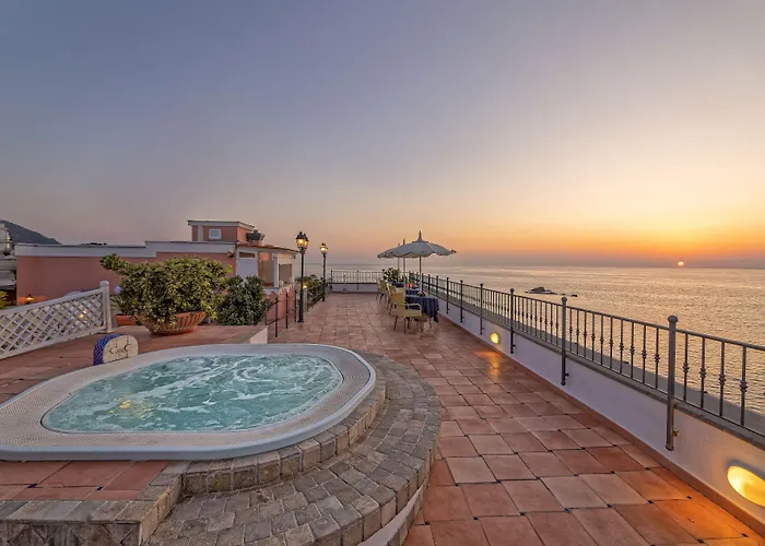 Hotel sul MareNettuno