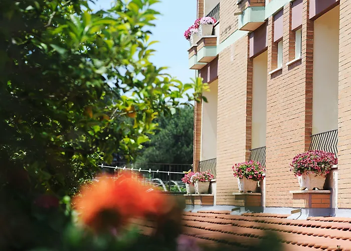 Hotel Casa Yvorio Terracina