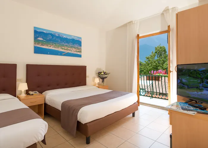 Hotel sul MareLa Pace