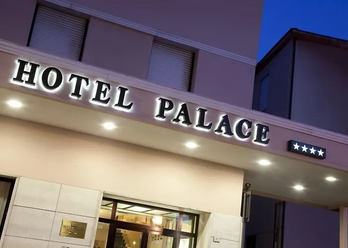 Palace Hotel Civitanova - stazione, centro città e mare Civitanova Marche