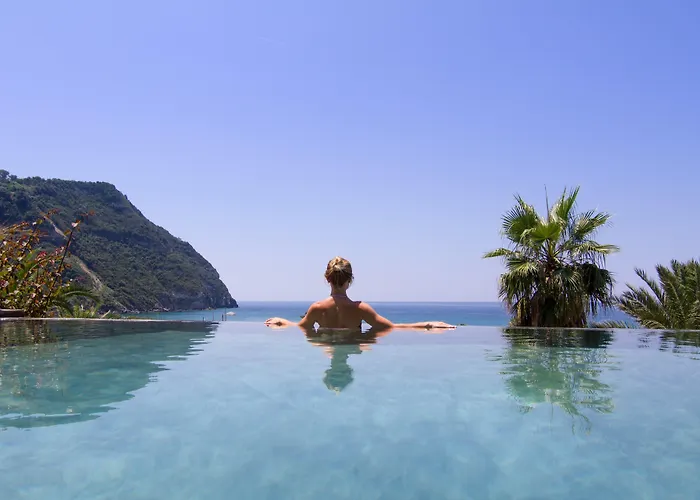 Hotel sul MareSemiramis De Charme & Pools