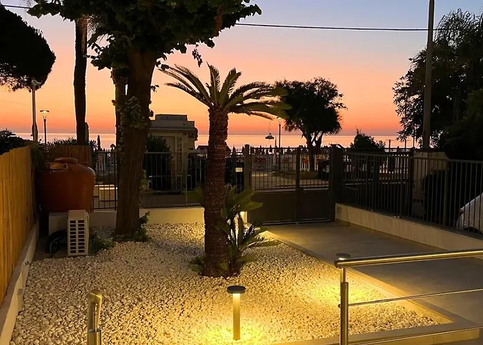 Regina Elena Luxury Apartments Mondello