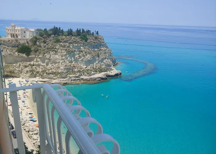 Hotel Domus Centro al Migliarese Tropea