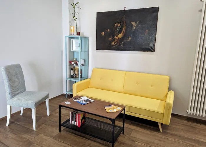 Bed and Breakfast gia'Notte BB Salerno Centro
