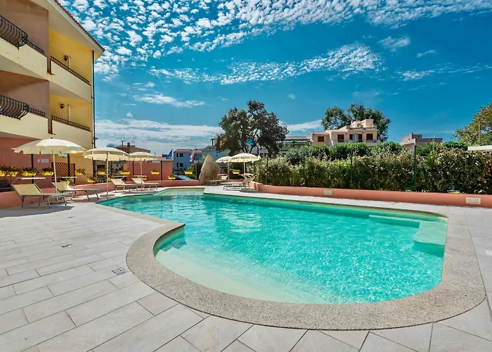 Residence con piscina a Santa Teresa di Gallura