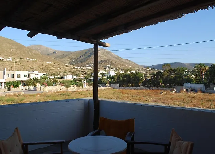 Siroco'S Rooms And Studios Paro
