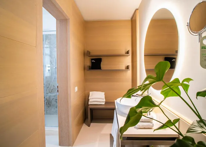 Hotel sul MareGrand Alassio Beach & Spa Resort - The Leading s Of The World