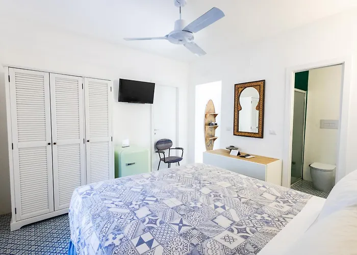Art B&B Panarea