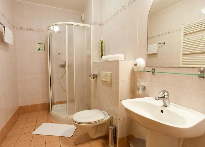 Villa Lovorka - Hotel Resort Drazica Krk Town