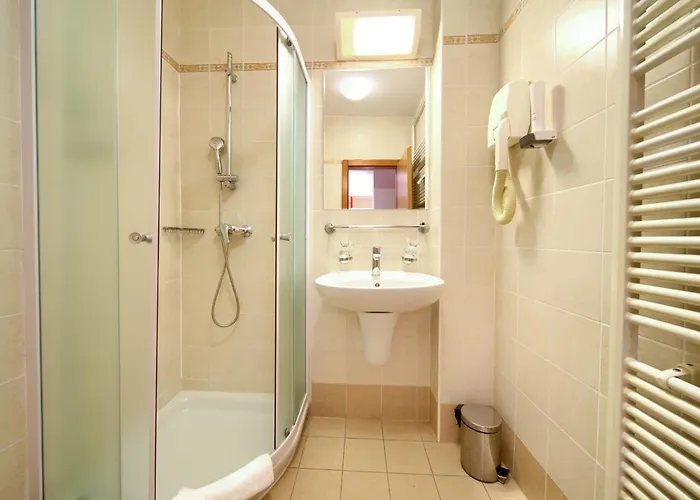 Villa Lovorka - Hotel Resort Drazica Krk Town