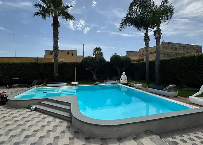 Villa con Piscina vicino al mare - Mazara del vallo
