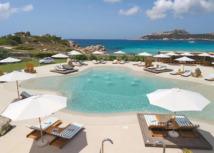 Hotel Mangia'S Santa Teresa Sardinia, Curio Collection By Hilton Santa Teresa di Gallura