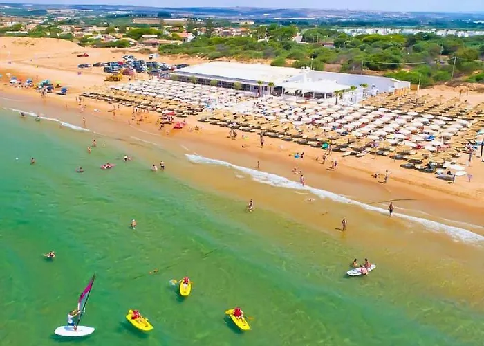 Aura Club Borgo Rio Favara Ispica