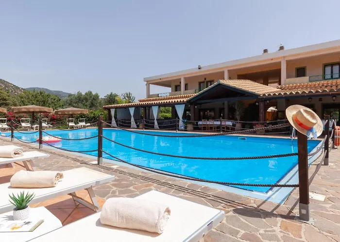 Ih Hotels Le Zagare Resort Villasimius