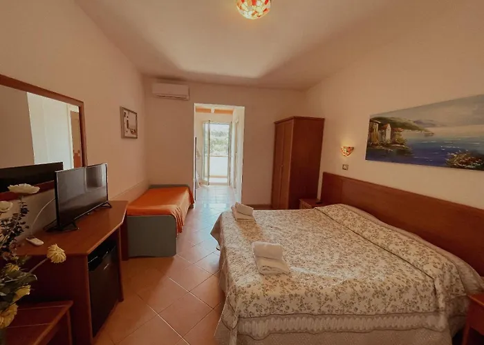 Vela Club Hotel & Appartamenti Rodi Garganico
